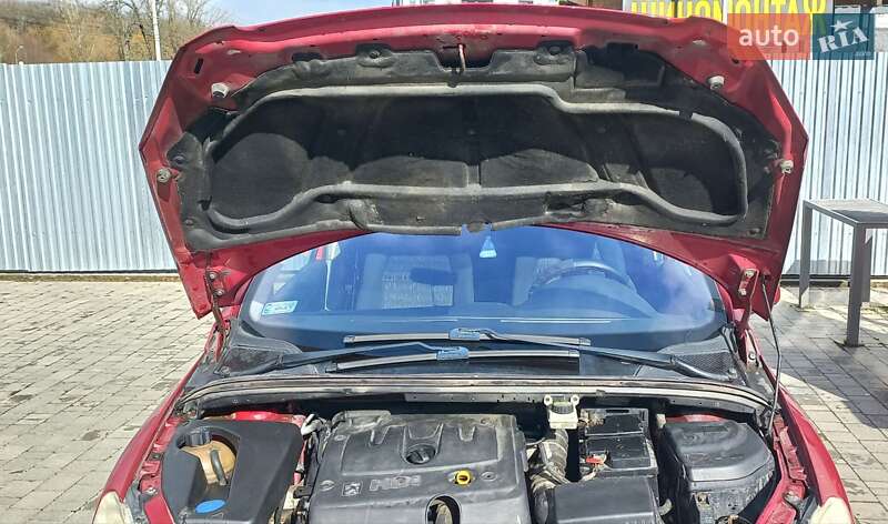 Хэтчбек Peugeot 307 2004 в Ужгороде