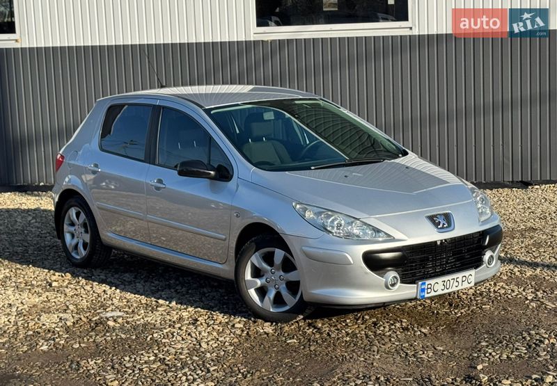 Хэтчбек Peugeot 307 2006 в Стрые