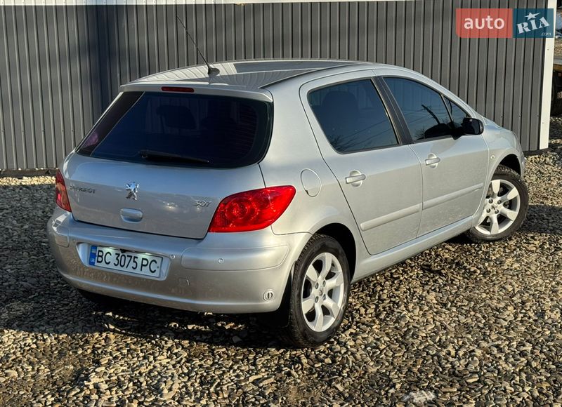 Хэтчбек Peugeot 307 2006 в Стрые
