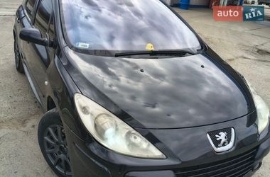 Хетчбек Peugeot 307 2005 в Снятині