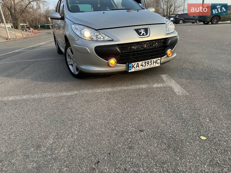 Универсал Peugeot 307 2005 в Киеве