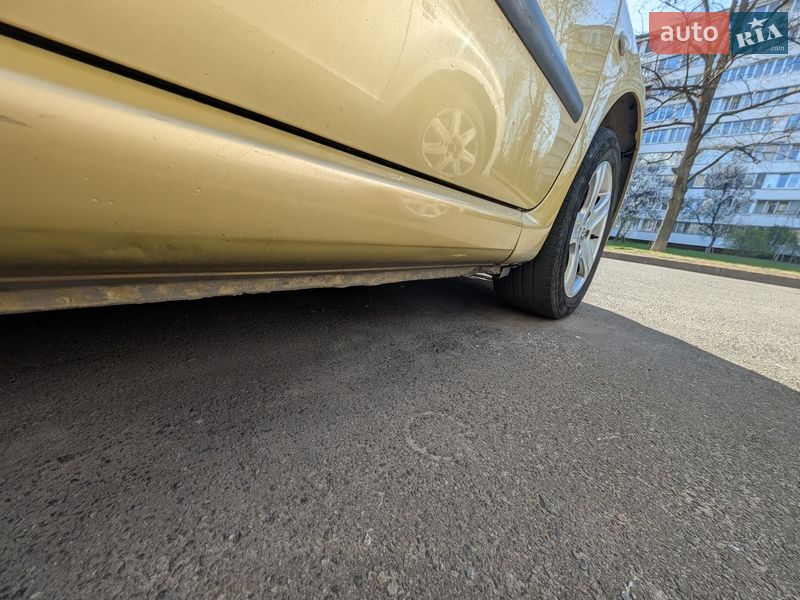 Хэтчбек Peugeot 307 2002 в Киеве фото 11 Хэтчбек Peugeot 307 2002 в Киеве