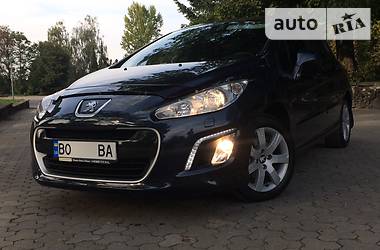 Хэтчбек Peugeot 308 2011 в Тернополе