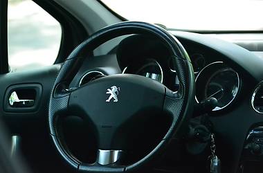 Хэтчбек Peugeot 308 2014 в Днепре