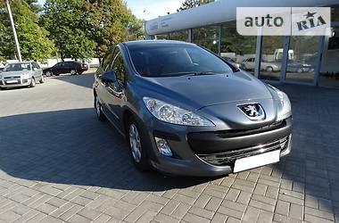 Хэтчбек Peugeot 308 2010 в Днепре