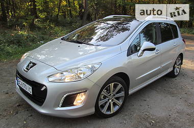 Универсал Peugeot 308 2011 в Бродах