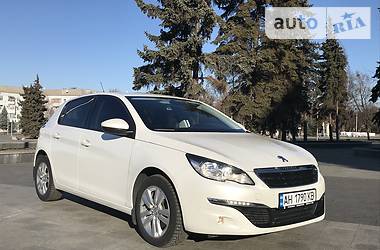 Хетчбек Peugeot 308 2016 в Краматорську