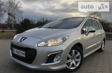 Универсал Peugeot 308 2011 в Бродах