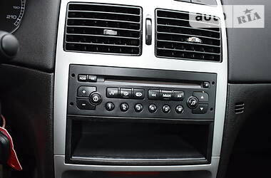 Универсал Peugeot 308 2005 в 