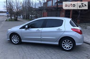 Хэтчбек Peugeot 308 2011 в Херсоне