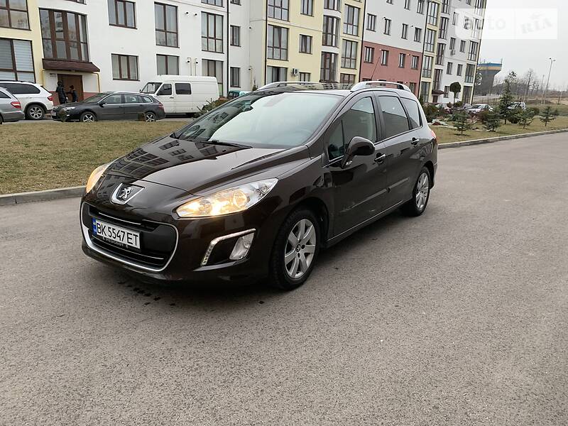 Універсал Peugeot 308 2012 в Рівному