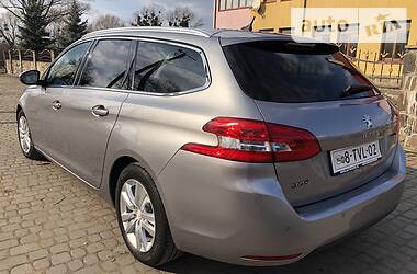 Универсал Peugeot 308 2014 в Бродах