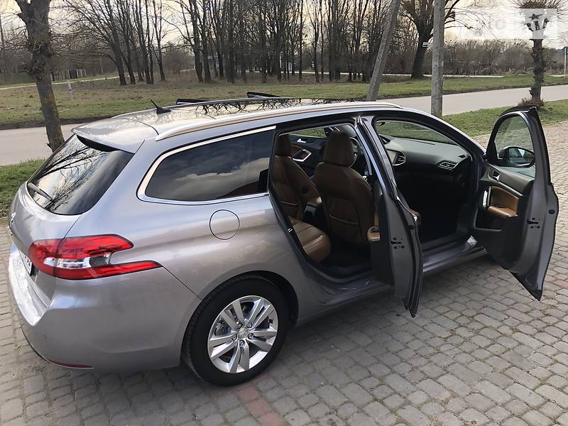 Універсал Peugeot 308 2014 в Бродах
