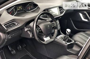 Универсал Peugeot 308 2015 в Стрые