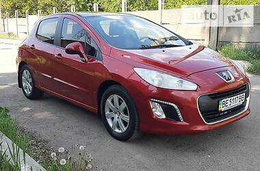 Хетчбек Peugeot 308 2012 в Дніпрі