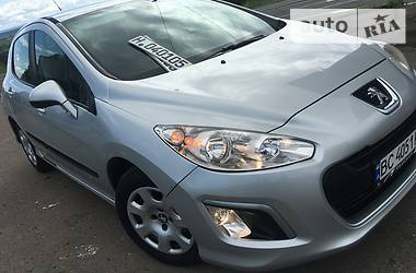 Хэтчбек Peugeot 308 2011 в Дрогобыче