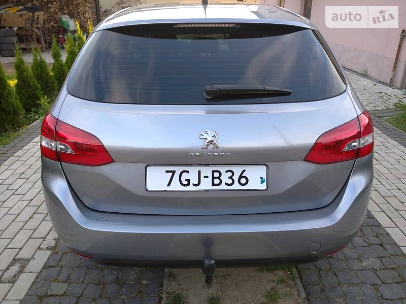 Універсал Peugeot 308 2015 в Стрию