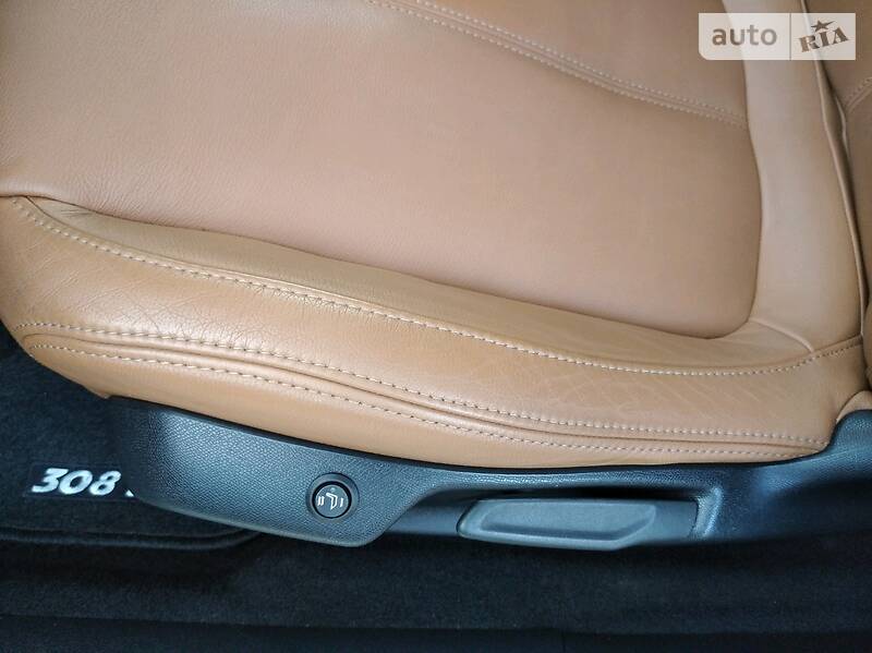 Універсал Peugeot 308 2015 в Стрию