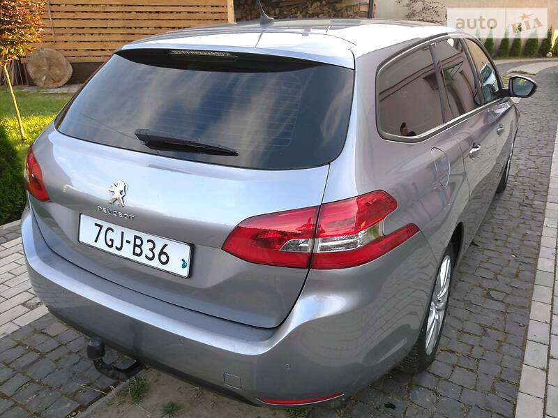 Універсал Peugeot 308 2015 в Стрию