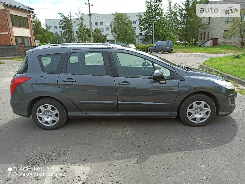 Хетчбек Peugeot 308 2010 в Маневичах