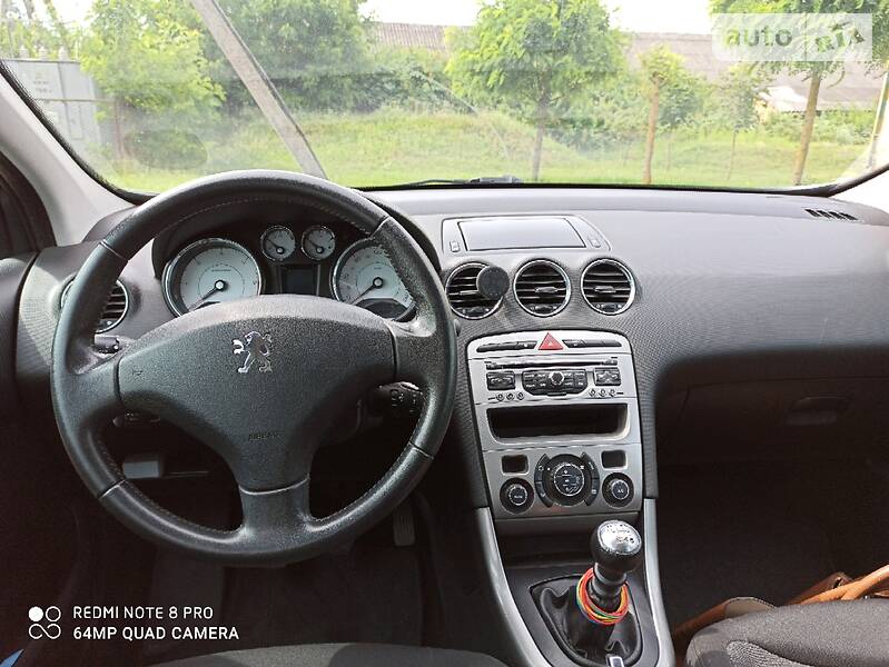 Хетчбек Peugeot 308 2010 в Маневичах