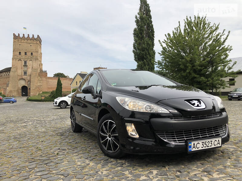 Хетчбек Peugeot 308 2010 в Луцьку