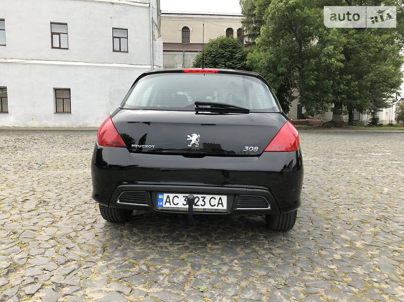 Хетчбек Peugeot 308 2010 в Луцьку