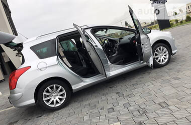 Універсал Peugeot 308 2008 в 