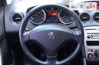 Хэтчбек Peugeot 308 2011 в Киеве