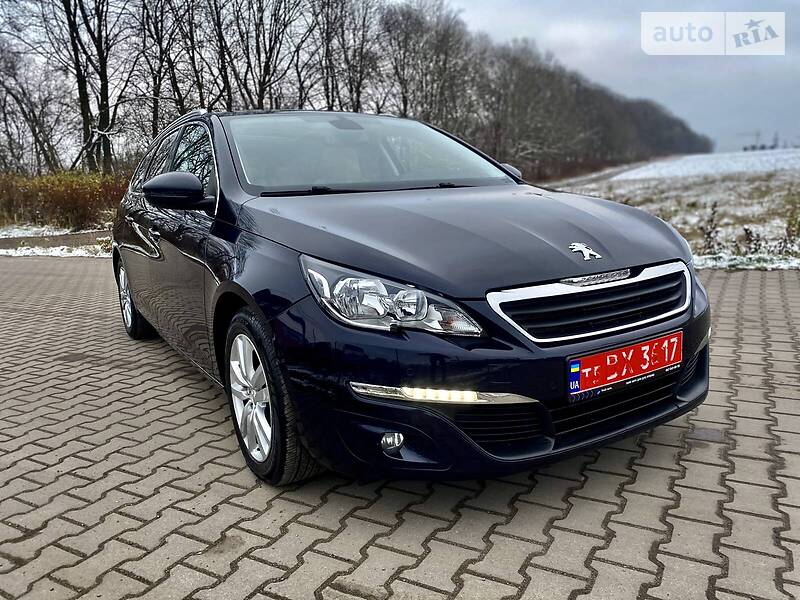 Универсал Peugeot 308 2015 в Ровно