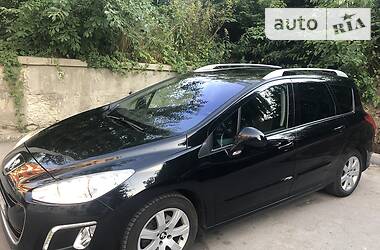 Универсал Peugeot 308 2011 в Тернополе