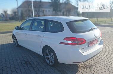 Универсал Peugeot 308 2015 в Бродах