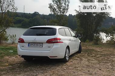 Универсал Peugeot 308 2016 в Житомире