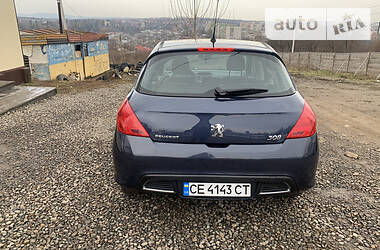 Хэтчбек Peugeot 308 2008 в Черновцах