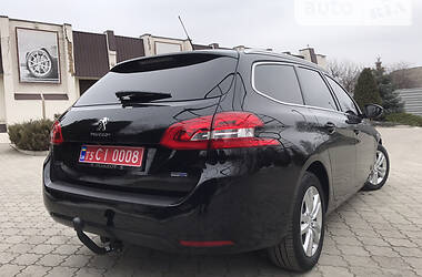 Універсал Peugeot 308 2016 в Павлограді