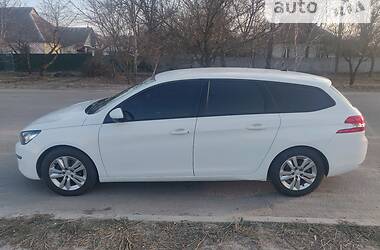 Универсал Peugeot 308 2015 в Полтаве