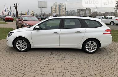 Универсал Peugeot 308 2016 в Киеве