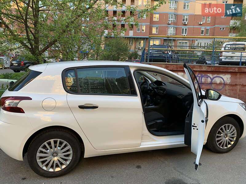 Хетчбек Peugeot 308 2015 в Києві