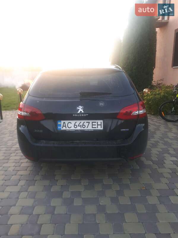 Универсал Peugeot 308 2015 в Луцке