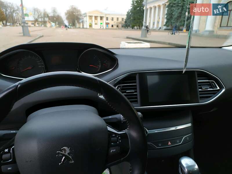 Універсал Peugeot 308 2014 в Києві