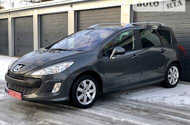 Універсал Peugeot 308 2010 в Тернополі