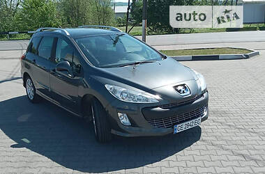 Универсал Peugeot 308 2008 в Черновцах