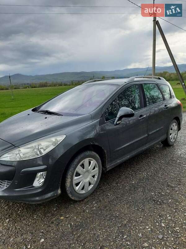 Універсал Peugeot 308 2008 в Косові