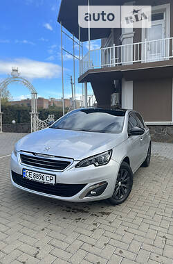 Хэтчбек Peugeot 308 2013 в Черновцах
