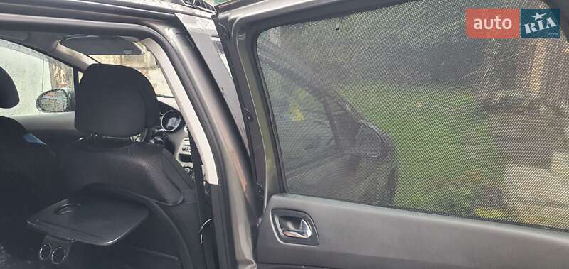 Універсал Peugeot 308 2009 в Чернівцях