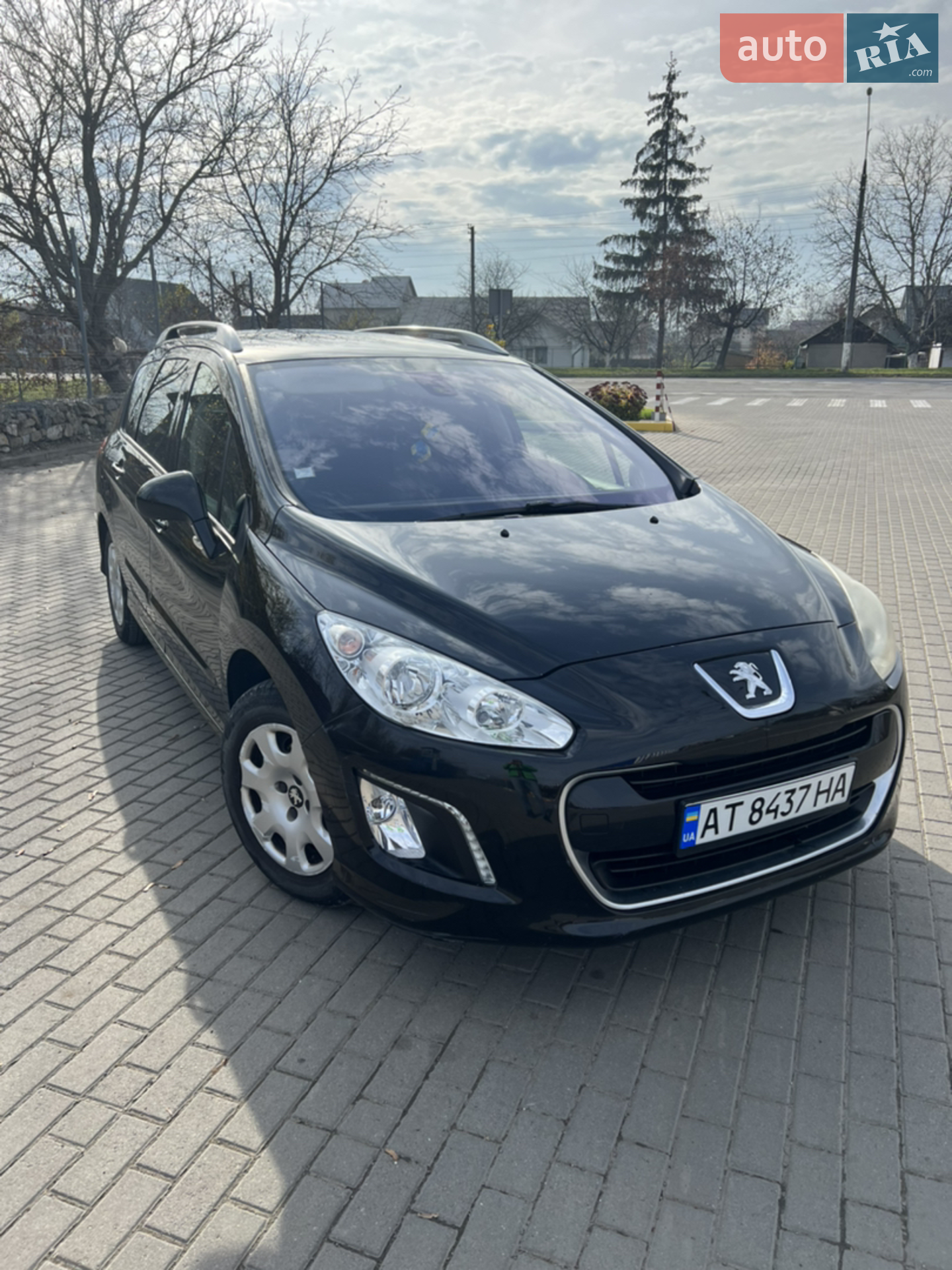 2011 Peugeot 308 - фото 1
