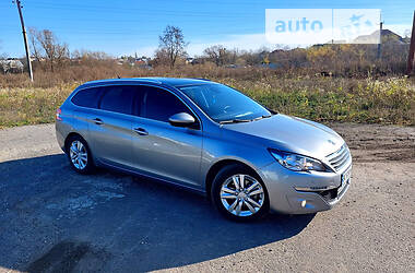 Универсал Peugeot 308 2015 в Львове