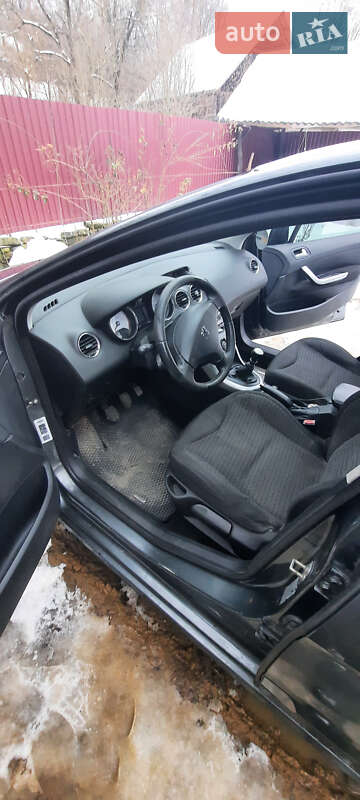 Универсал Peugeot 308 2008 в Ужгороде