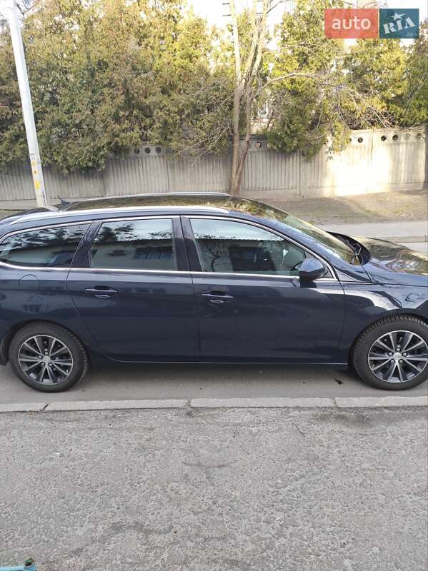 Універсал Peugeot 308 2015 в Києві
