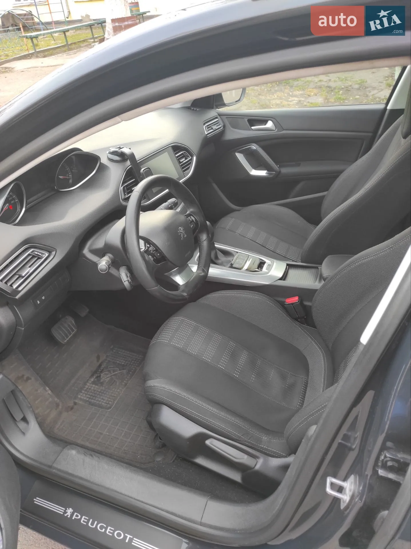 2015 Peugeot 308 - мініатюра 16